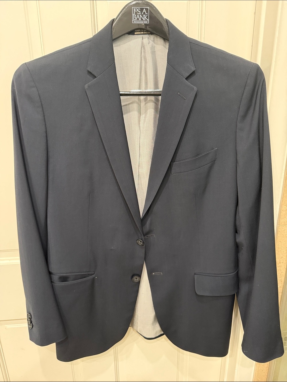 Banana Republic Men's Navy Two-Button Sport Coat